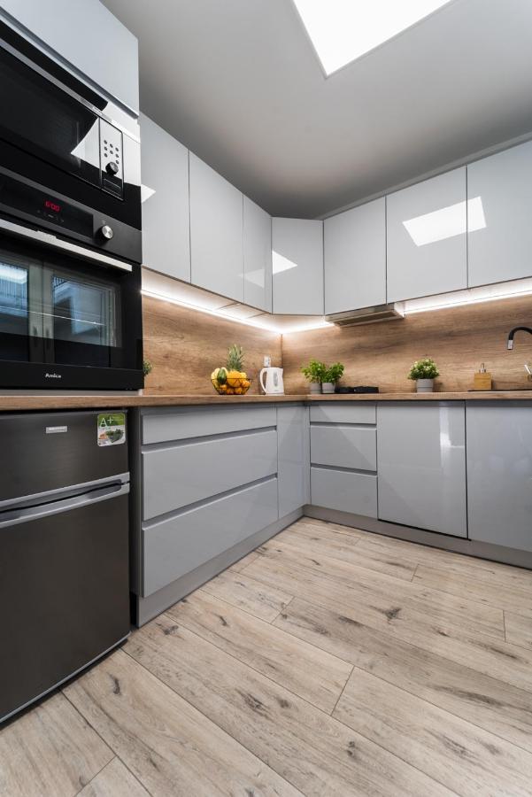 Apart Market Square - Rynek 44 - Opposit Town Hall - 3 Rooms Вроцлав Экстерьер фото